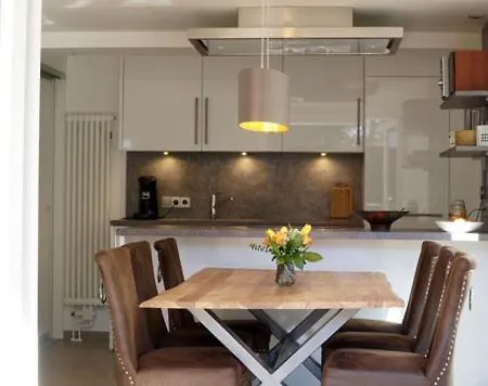 Ferienhaeuser Reethaus Am Deich 度假居