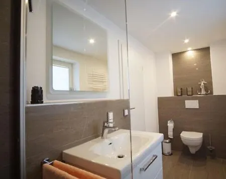 Ferienhaeuser Reethaus Am Deich